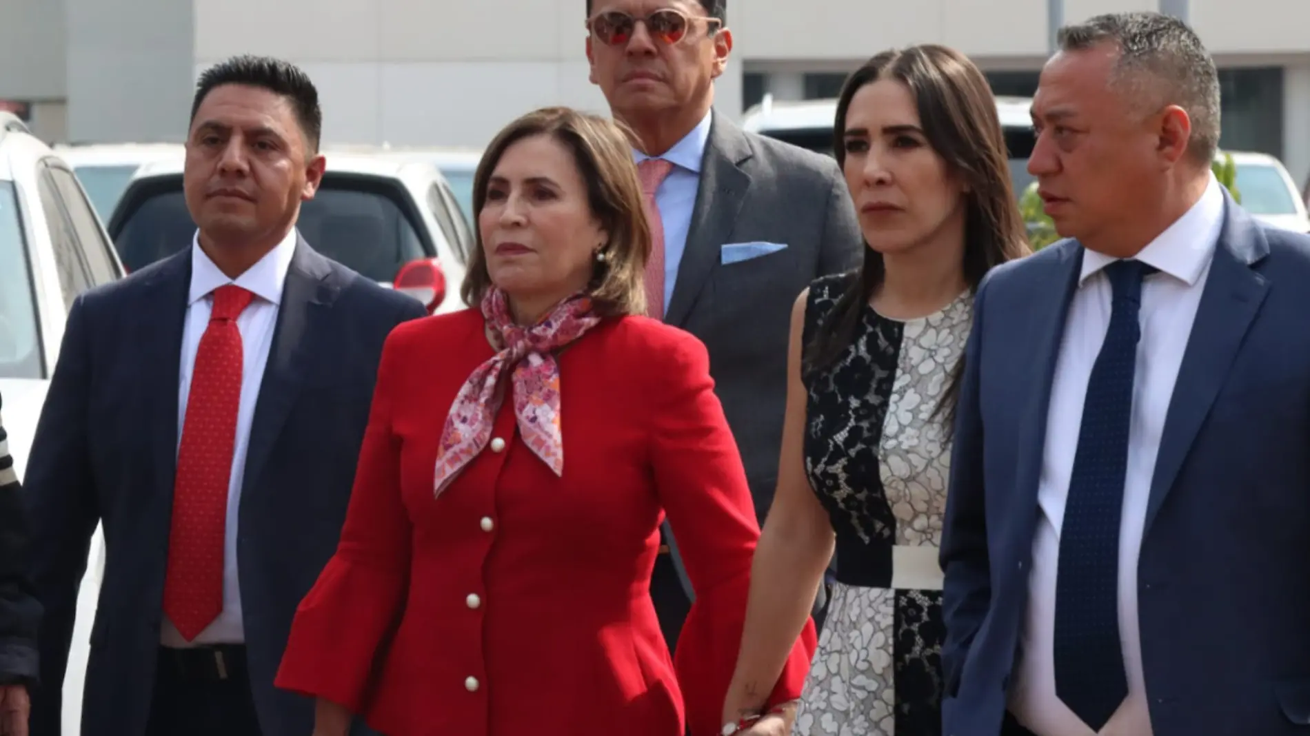 Rosario Robles saliendo de juzgado